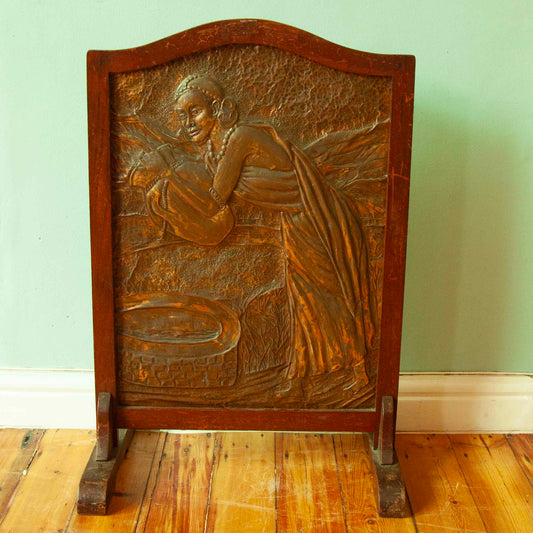 Fire screen with copper