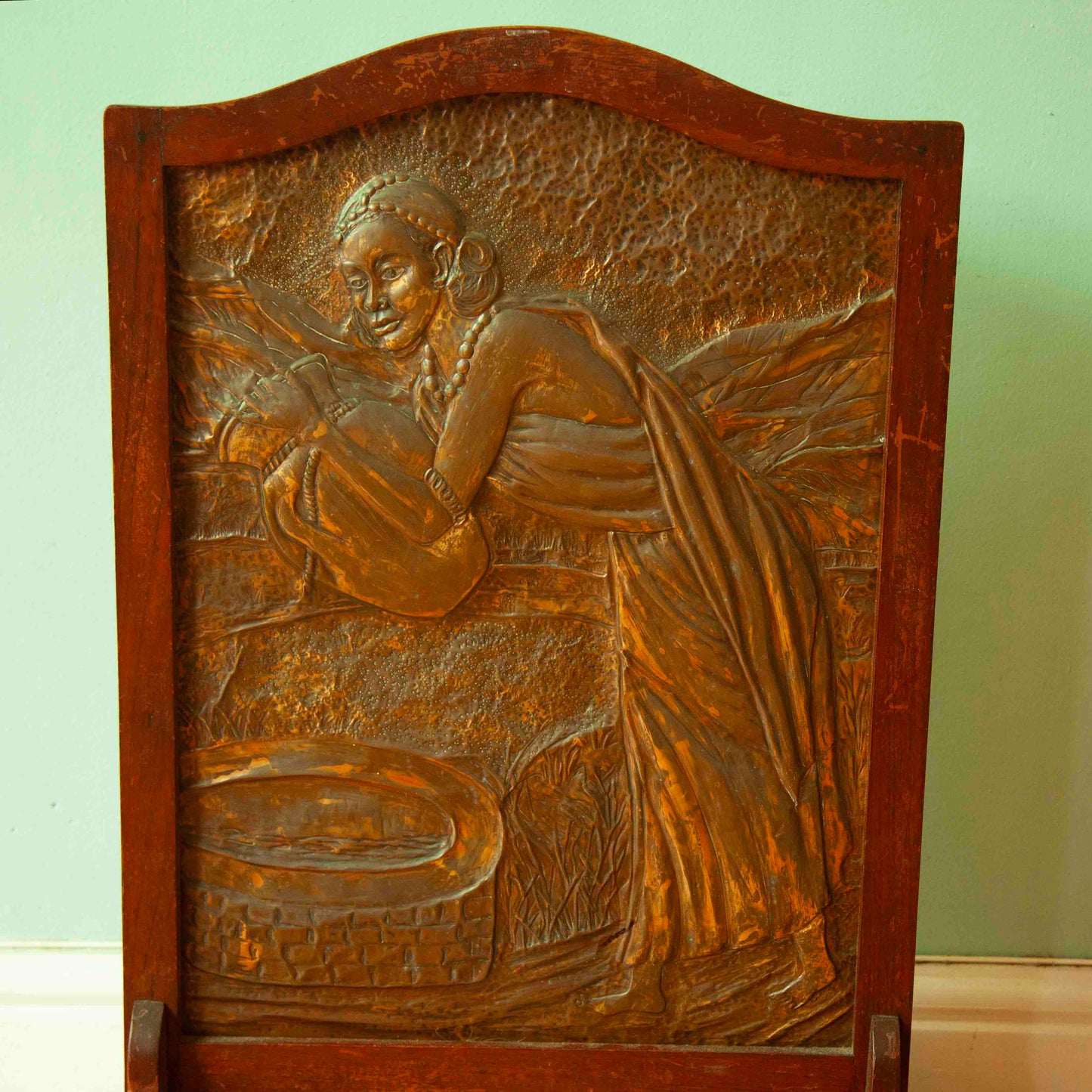 Fire screen with copper