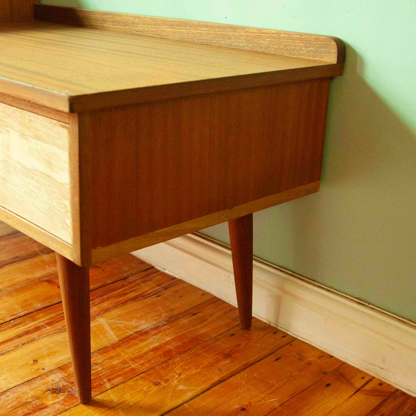 Midcentury Dresser