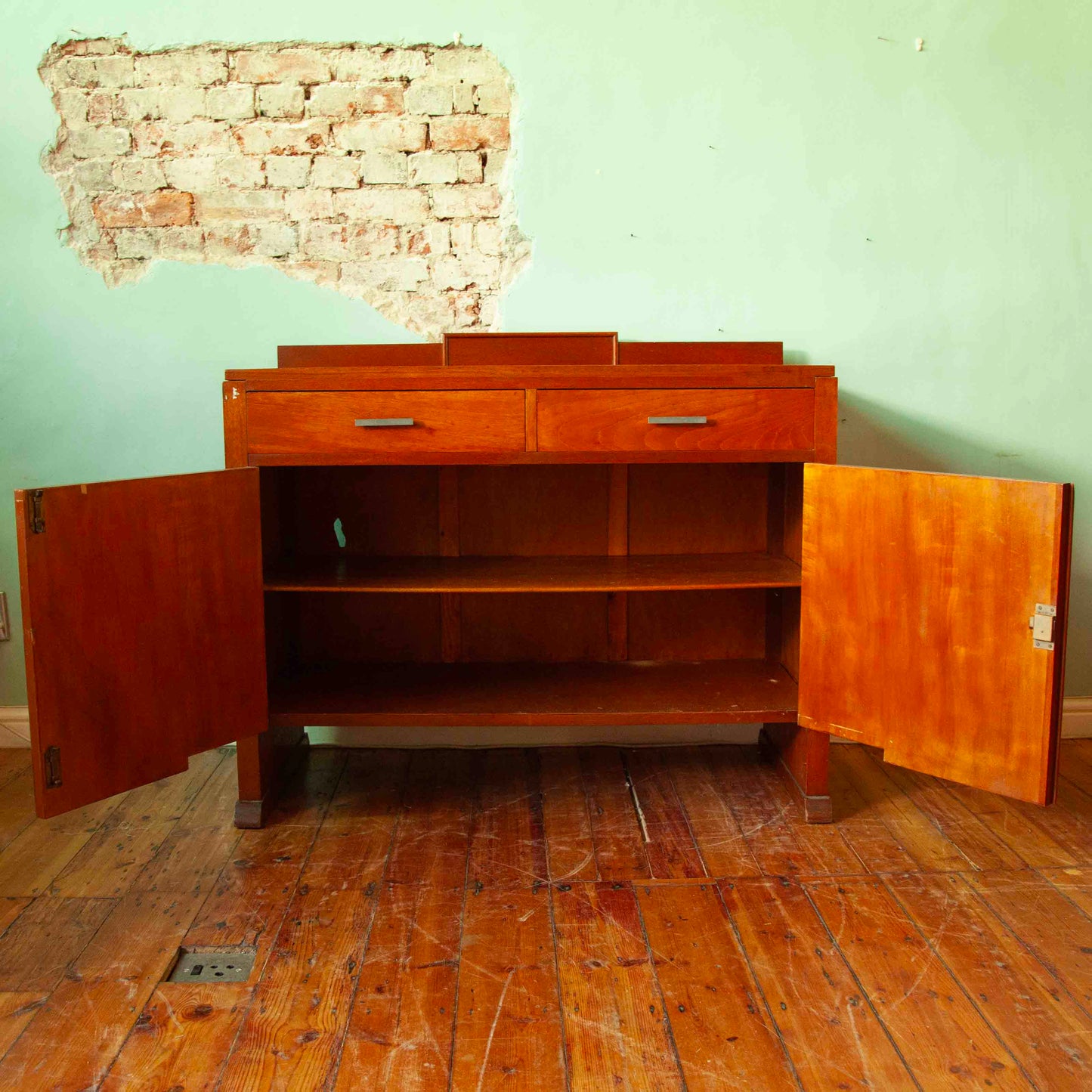 Sideboard