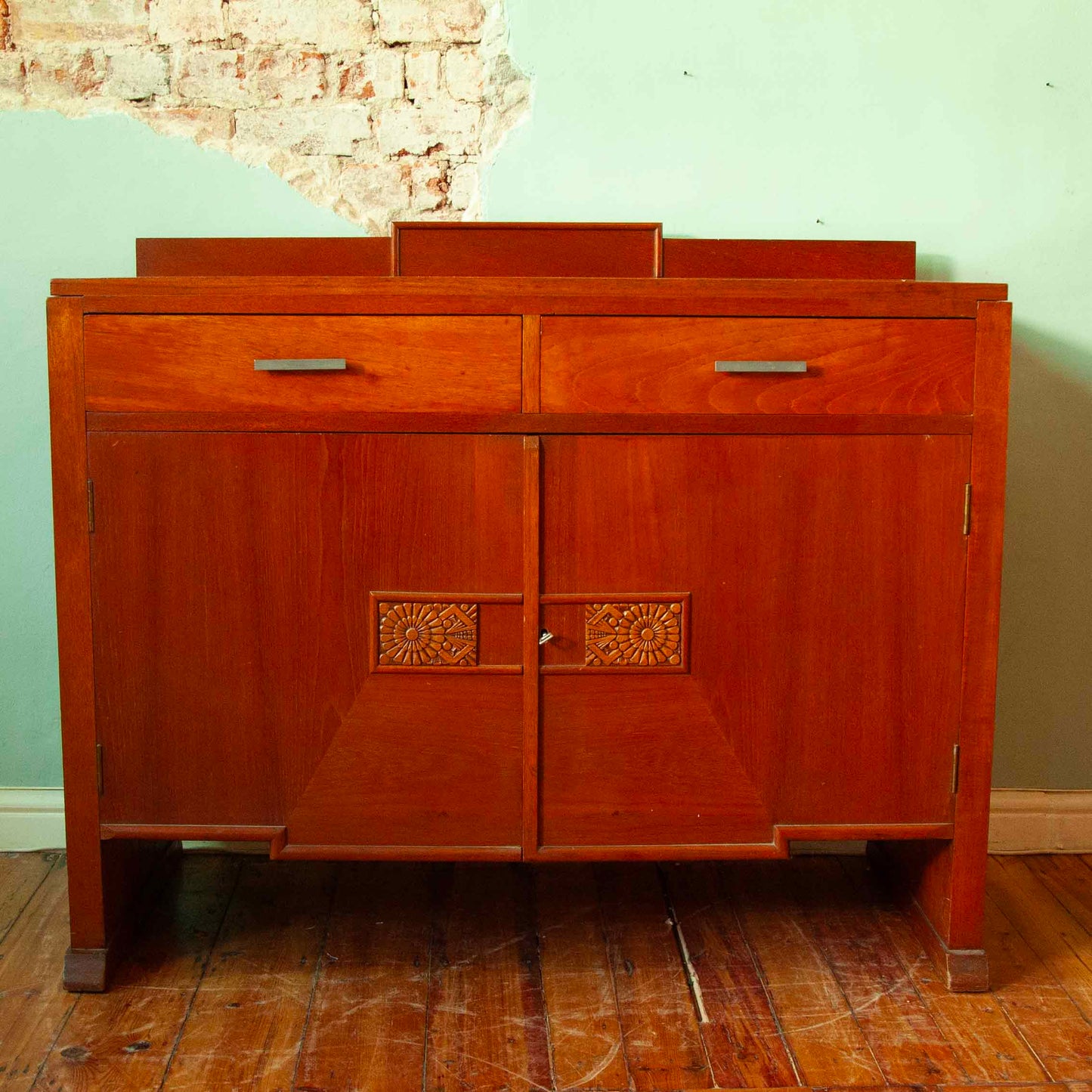 Sideboard