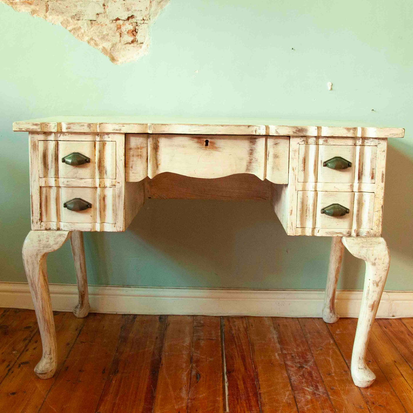 Queen Anne Desk