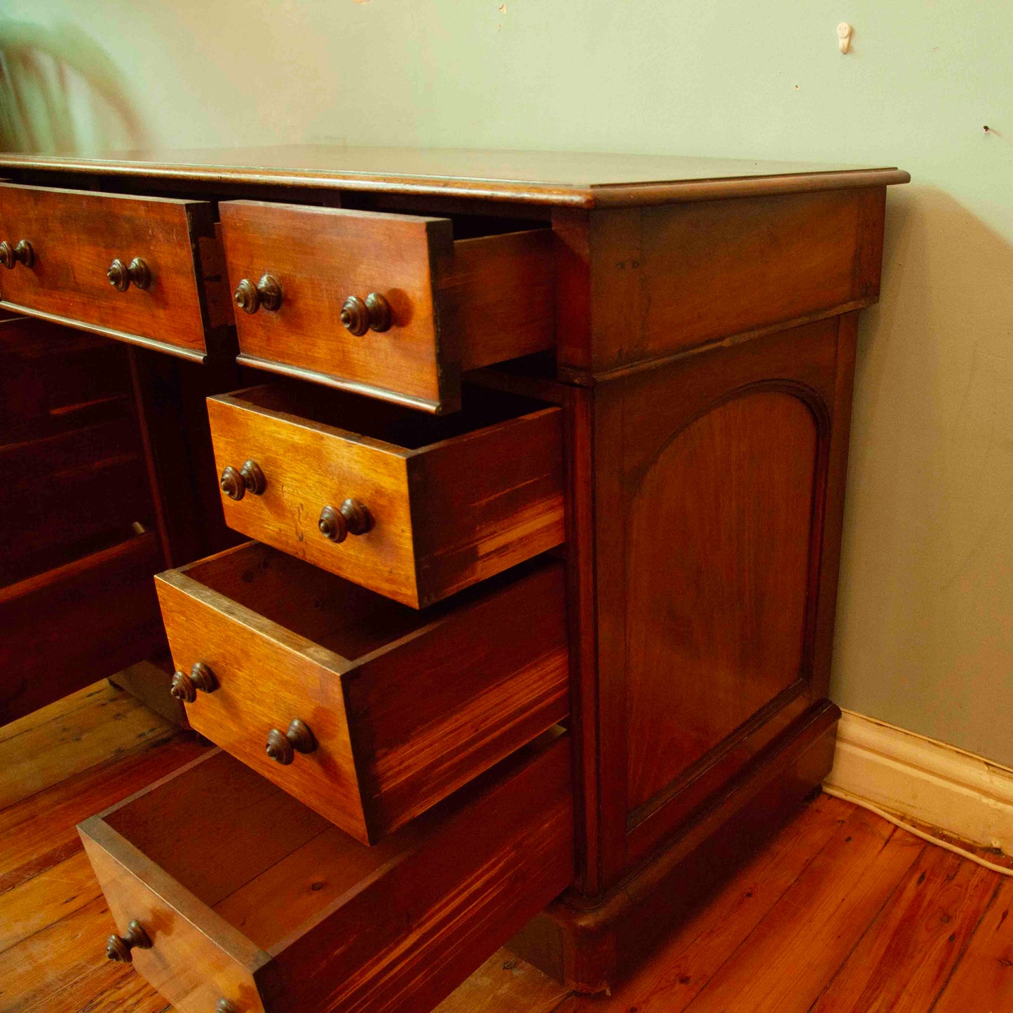 Victorian Pedestal Desk