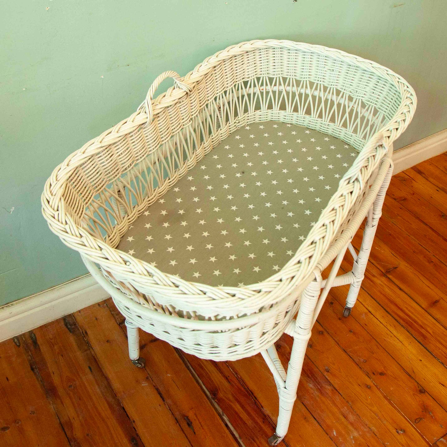 Baby bassinet