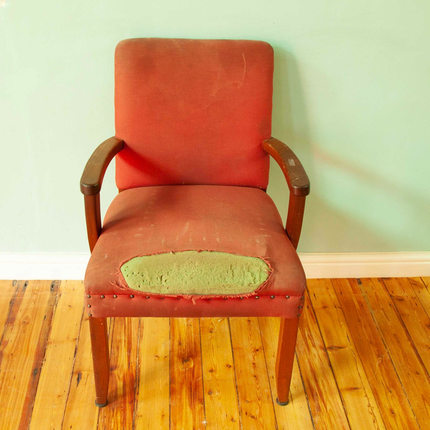 Carver chair